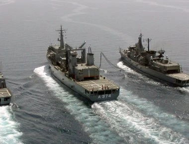 Νέο ατύχημα στο ΠΝ: Ακούμπησαν η Φ/Γ «Ναβαρίνο» και το ΠΓΥ «Προμηθέας»